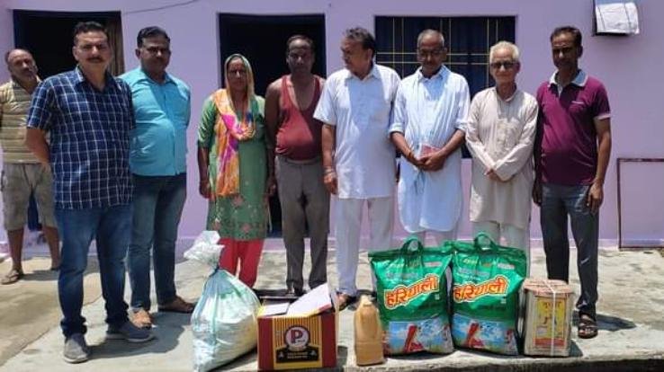 Jan Kalyan Sanstha gave the equivalent of Dham in the marriage of the girl