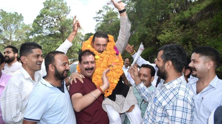 Grand welcome to the Vice President of Employees and Pensioners Welfare Board in Ghatta