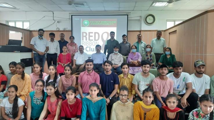 Vaccination camp organized at Kanwar Durga Chand College