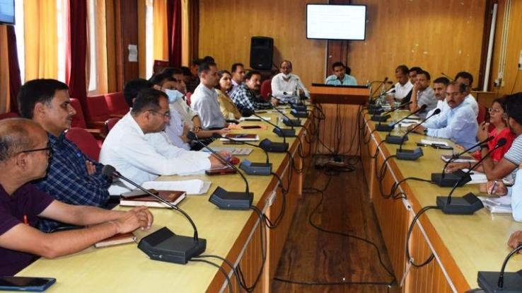 Tricolor will be hoisted in 94 thousand houses in the district