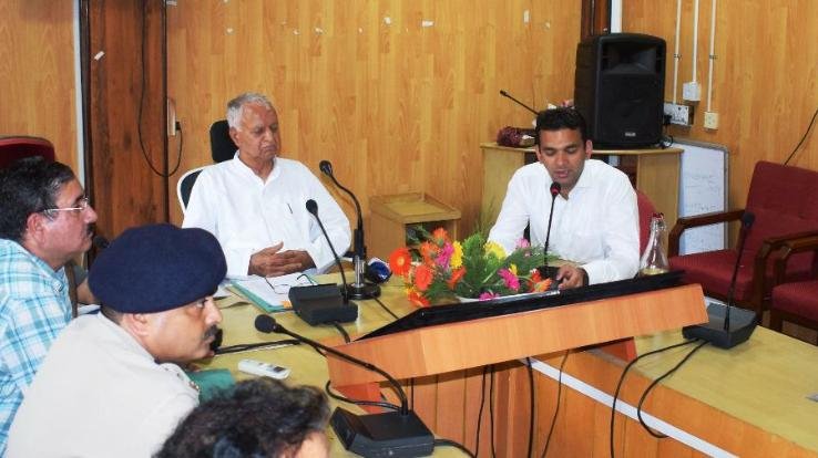 Mahendra Singh to provide two kg crates, not one and a half