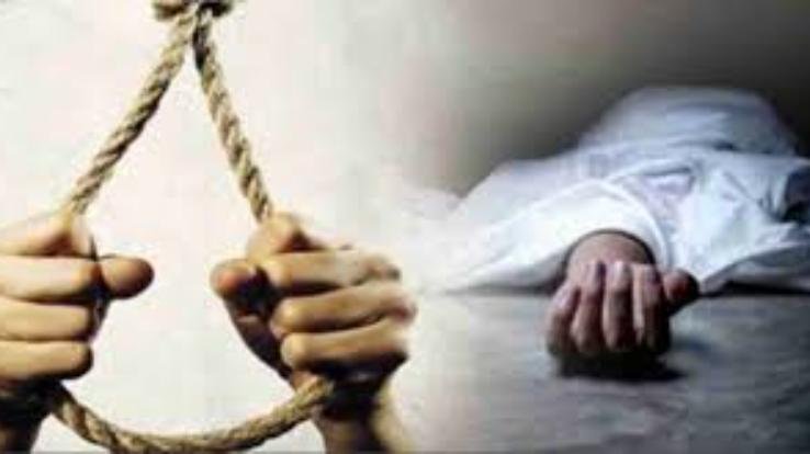 35-year-old man swings on a noose in Dehra, Mait