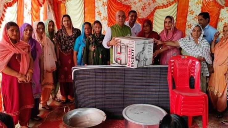 Hamirpur: MLA Narendra Thakur inaugurated and laid the foundation stone of about 23 lakhs in Gram Panchayat Changar