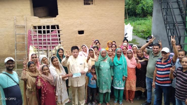 Kangra: Former MLA Chaudhary Surendra Kaku told the plans of the government to the public