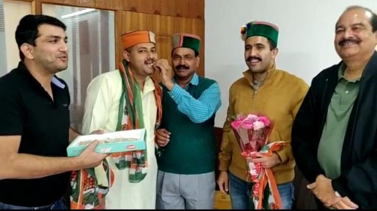 Social activist Mukesh Thakur joined Congress