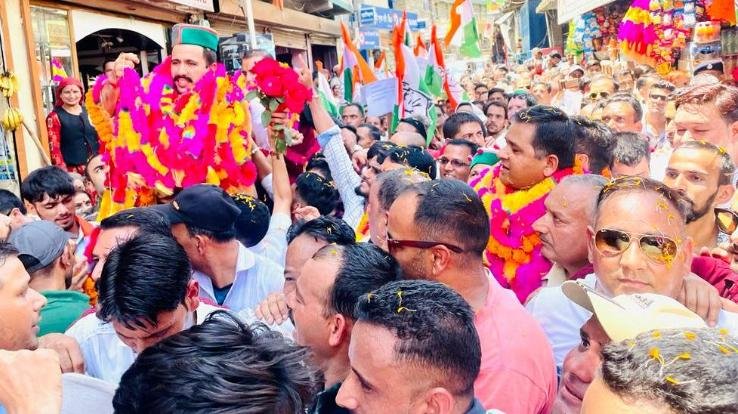 Congress will not allow to play with the interests of farmers and gardeners