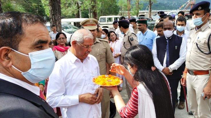 Governor pays tribute to martyr Vikram Batra and martyr Saurabh Kalia