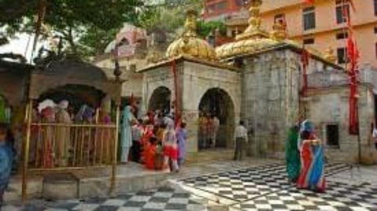 5 lakh 21 thousand 925 offerings made in the fourth Navratri of Shravan Ashtami in Shaktipeeth volcano