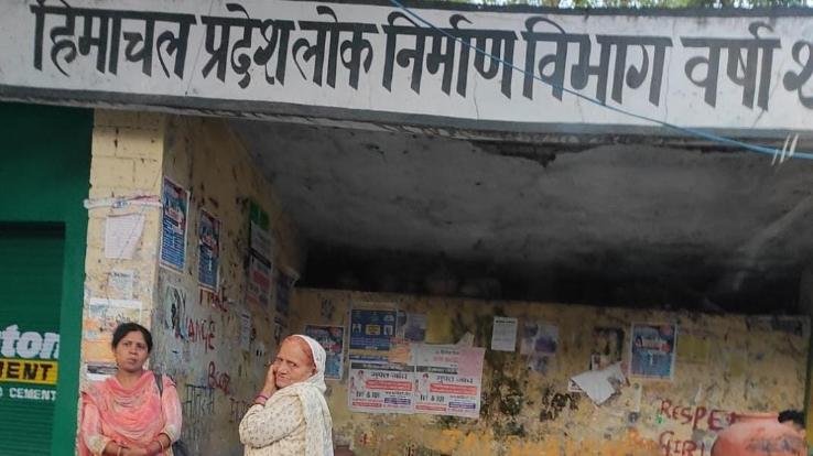 Route of two buses from Liara to Dada Siba Talwada in the morning but one running