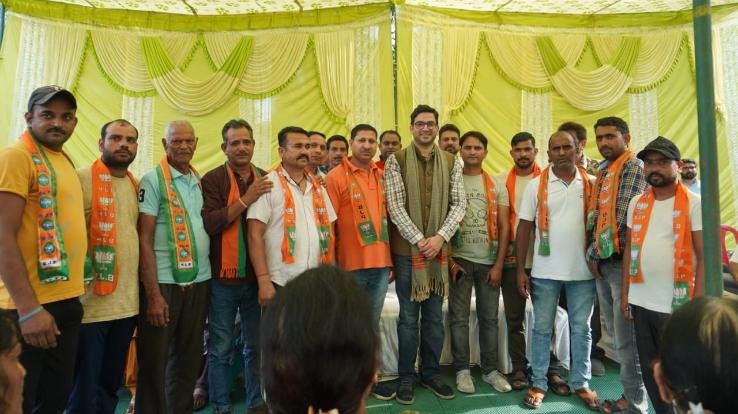 Youth of Mandal joined BJP leaving AAP-Congress