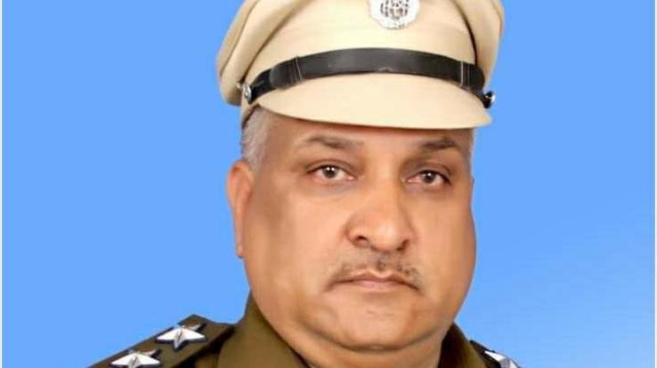 New station in-charge Vijay Kumar took charge