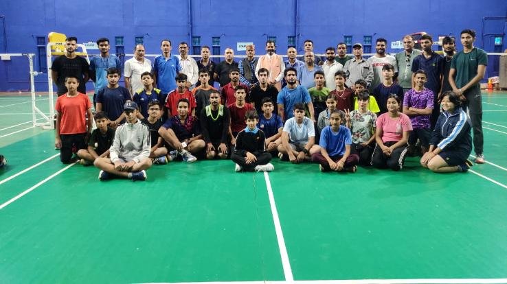District level badminton competition of junior and senior categories started