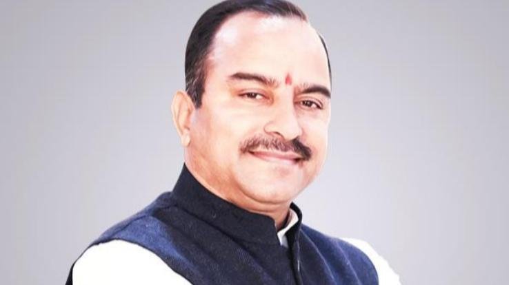  Army closed the road; People upset, sought cooperation from DC Kangra- Trilok Kapoor