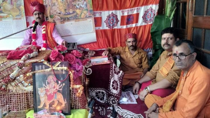 Veer Bajrangi reached Lanka in search of Sita Maiya on the second day of Sundar Kand organized in Buni