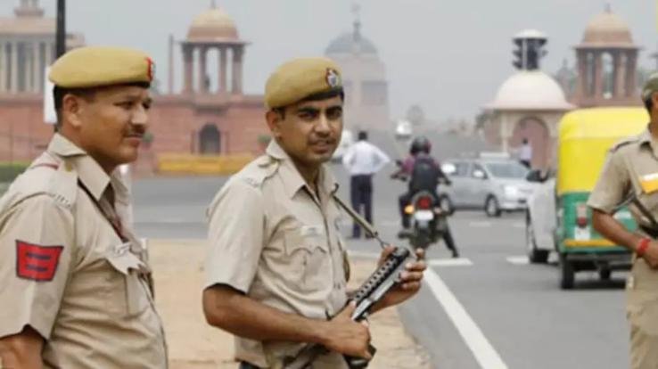 Delhi Police in alert mode, security tightened on August 15