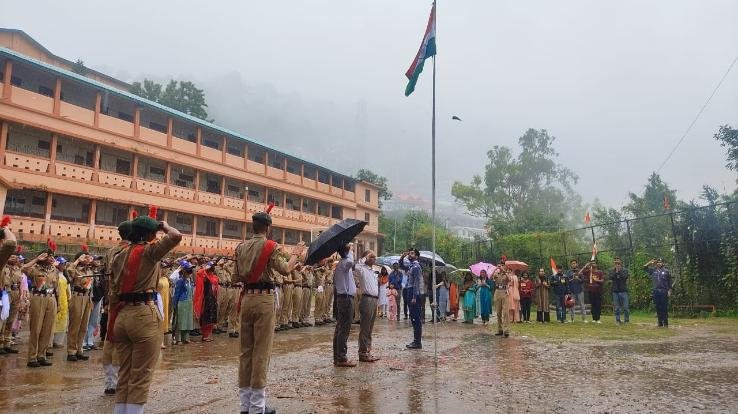 Independence Day celebrated with pomp in Salen Government College