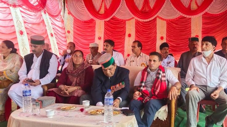 Solan: 76th Independence Day celebrated with pomp in Gram Panchayat Kahala