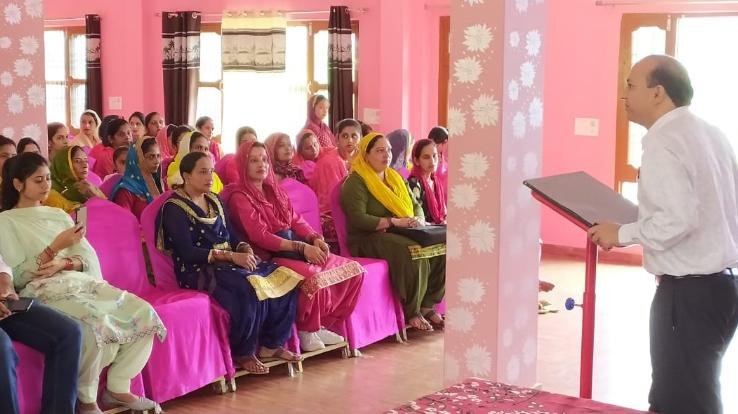 Sujanpur: Organized one day SMC training camp