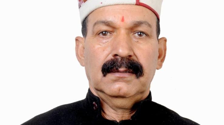 Heavy land erosion in the rain in Khatnali drain, danger to government school