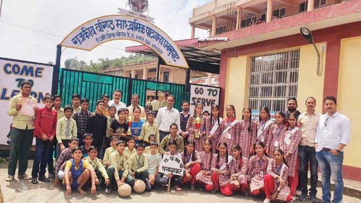 Second place in the sports competition of under-14 girls in Ghanagughat school