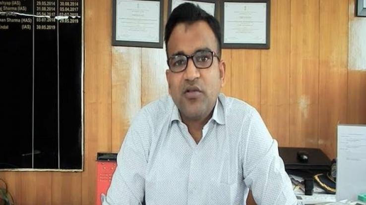    धर्मशाला :जिला कांगड़ा के मंदिरों में प्लास्टिक के फूल तथा मालाएं चढ़ाने पर रोक 