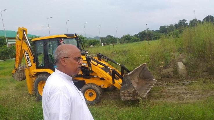 Cleanliness drive continues under the guidance of Director, Central Sanskrit University, Balahar.