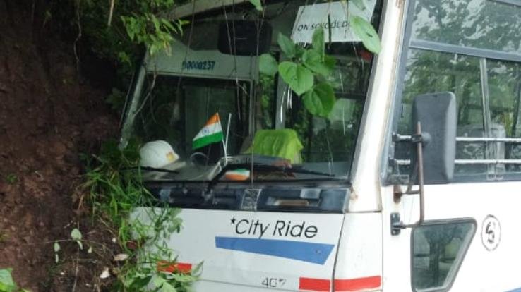 driver averted a major accident with his intelligence