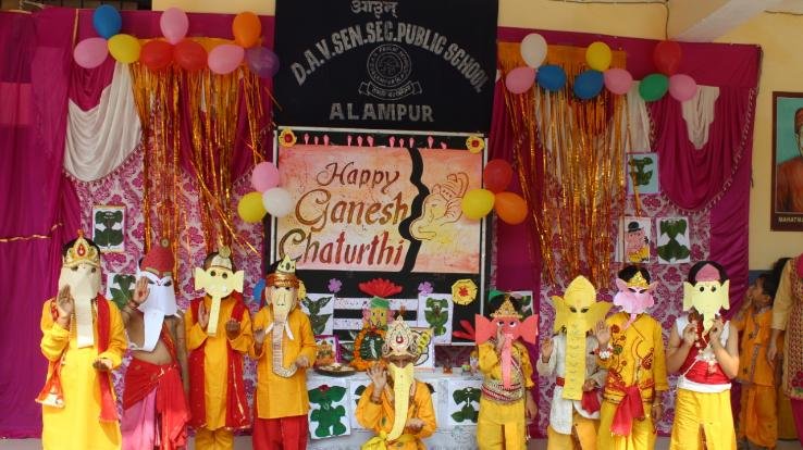 सुजानपुर: डीएवी आलमपुर में मनाई गई गणेश चतुर्थी 