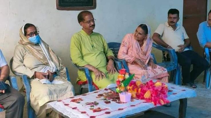  MLA listened to people's problems in Alampur