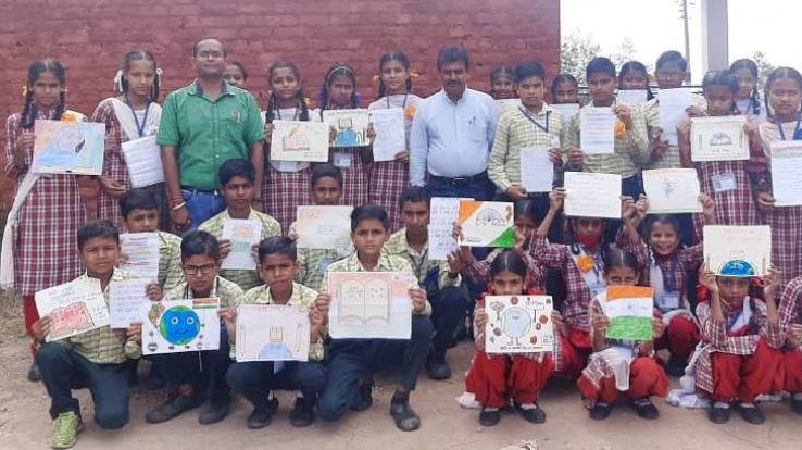 Hindi Diwas celebrated by the children of Thakurdwara School