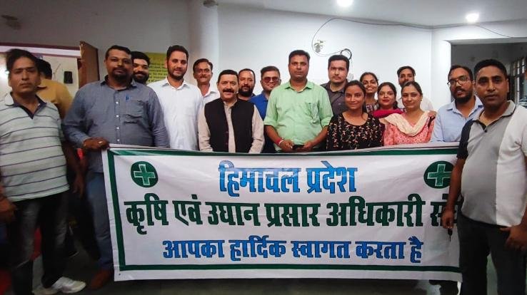 Agriculture and Horticulture Extension Officer met Chief Minister Jai Ram Thakur in Kangra