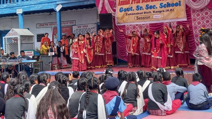 C.S. School Zamanabad celebrated annual prize distribution ceremony