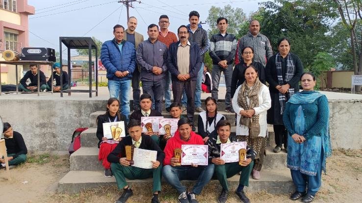 Students of Mohtli School achieved success in art festival
