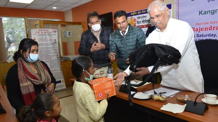 Governor inaugurated the sensitivity kit and the Nikshay program