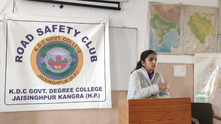 Neha wins in speech competition