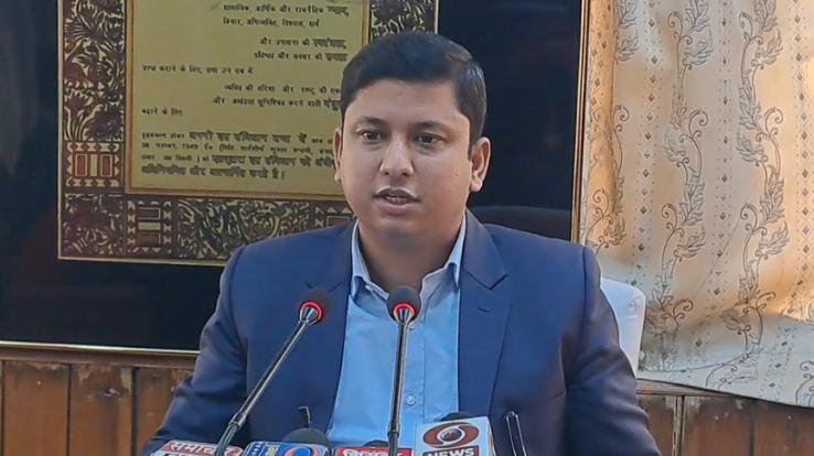 The expenses of the victory procession will be added to the candidate's account only - DC