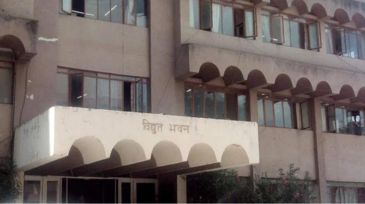 Shimla: Action has been initiated against officers and employees who are negligent in recovering electricity bills.