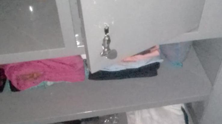 In Nagal Chowk, robbers broke the locks of the house, looted jewelry worth lakhs