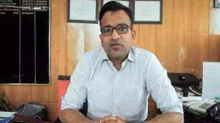 DC Kangra issued show cause notices to 28 panchayat heads for negligence in development works