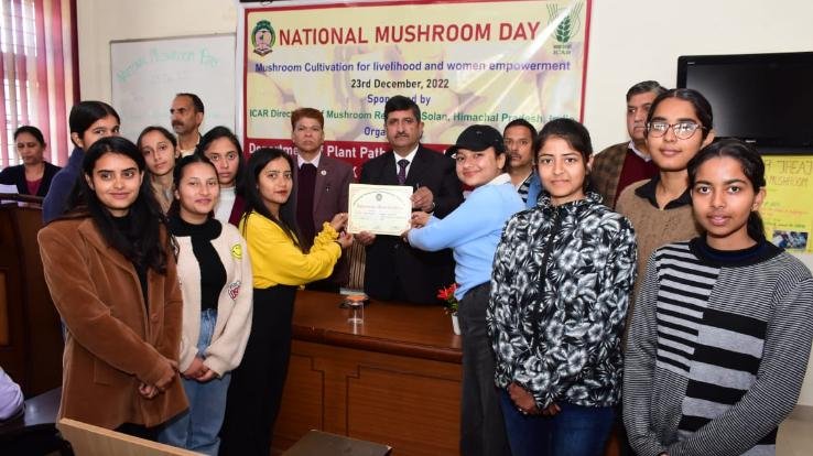  Farmers should take care of health along with knowledge - Vice Chancellor