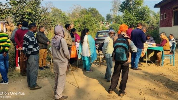 administration listened to the problems of the people of Batwad and Kasba Siul