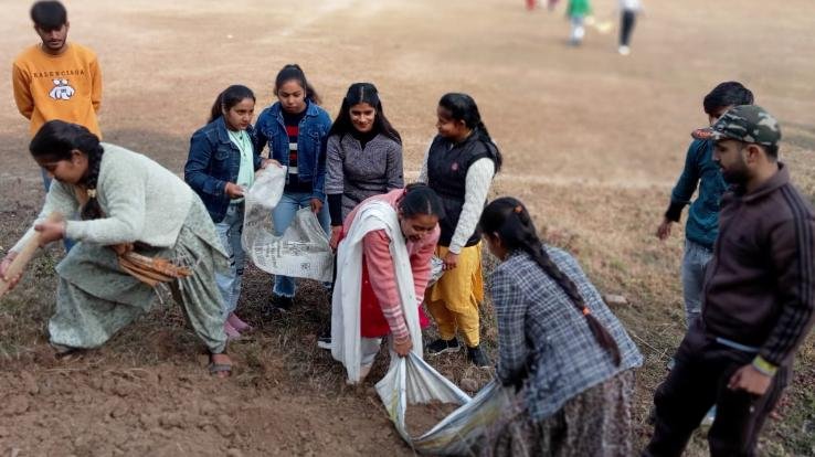 Indora: One day NSS camp organized at Government College Sugh Bhatoli