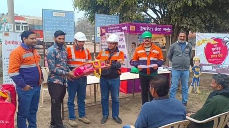 Adani Group organizes awards and honors program for truck drivers