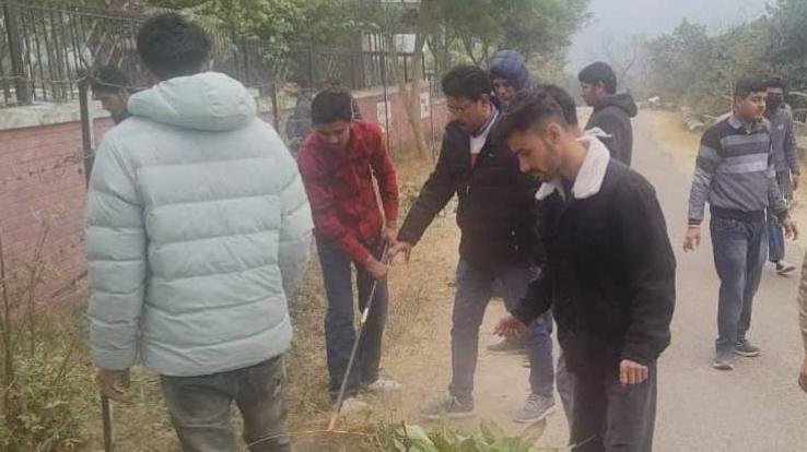Astrology students launched cleanliness campaign in Ved Vyas campus