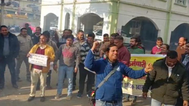 On the restoration of OPS, the NPS Employees Federation celebrated by distributing laddoos