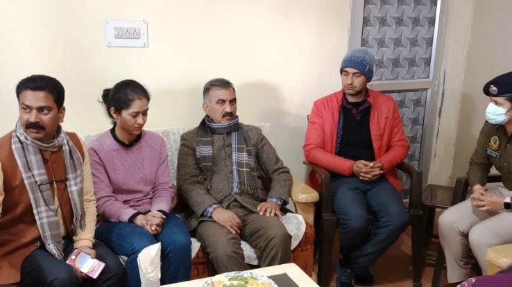 The Chief Minister met the family members of SR Rana and expressed his condolences