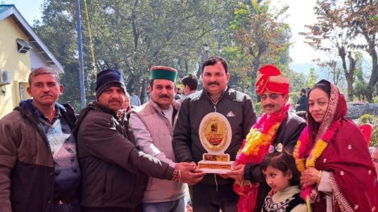 Kartar Chand retired on the post of driver in PWD department