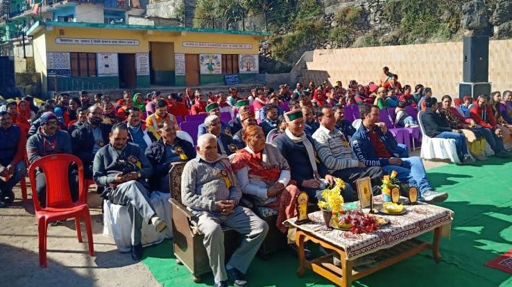  प्राथमिक पाठशाला दाड़लाघाट में 