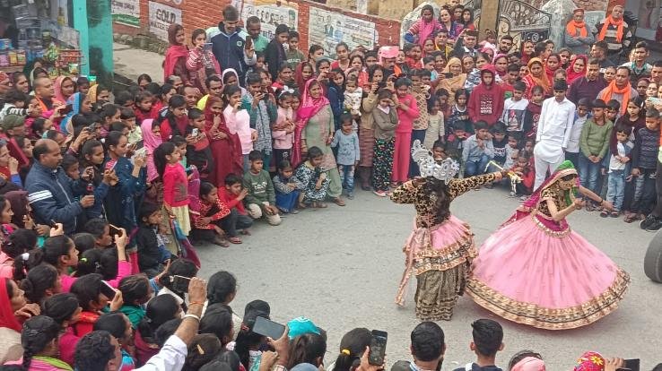 Bhole's procession came out with pomp in Abdullahpur-Zamanabad
