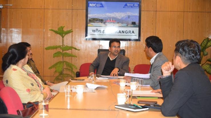 Compliance of road safety rules should be ensured for the safety of children in school buses - DC